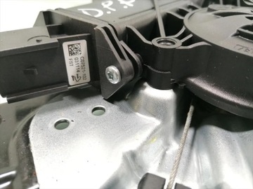 VAUXHALL INSIGNIA ELELKTRICKÝ ZVEDÁK OKNO DVEŘE PŘEDNÍCH 2014 4/5DR