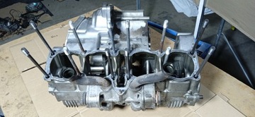 SUZUKI GSF 600 BANDIT CRANKERS КОРПУС БЛОКА ДВИГАТЕЛЯ ВЕРХНИЙ НИЖНИЙ ШАТАНТ