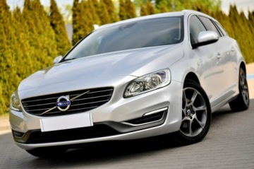 Volvo V60 I Kombi Facelifting 1.6 D2 115KM 2014 Volvo V60 Ocean Race Led Navi Skóra Full Opcja