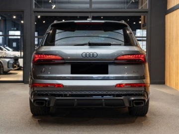 Audi Q7 II 2026 AUDI Q7 60 TFSI e quattro S Line Suv 3.0 (490KM) 2026, zdjęcie 1