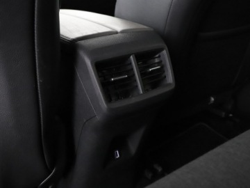 Citroen C5 Aircross SUV 1.5 BlueHDI 131KM 2020 Citroen C5 Aircross 1.5HDi FEEL Klimatronik, zdjęcie 38