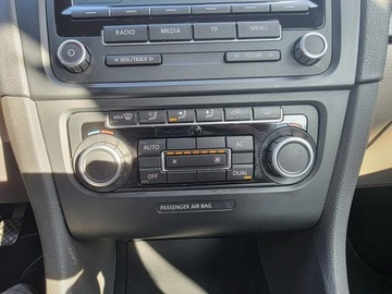 Volkswagen Golf VI Variant 1.6 TDI-CR DPF BlueMotion 105KM 2010 Volkswagen Golf 1.6 TDI 105 KM, Klimatyzacja,, zdjęcie 17