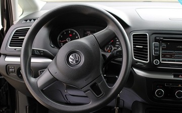 Volkswagen Sharan II Van 1.4 TSI BMT 150KM 2011 Volkswagen Sharan Bezwypadkowy Zadbany SERWIS 1.4 Benzyna 150KM, zdjęcie 16