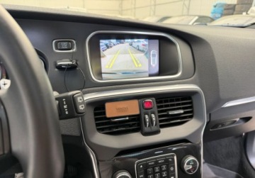 Volvo V40 II Hatchback Facelifting 2.0 D3 150KM 2017 Volvo V40 V40 2.0 D 150 KM 2017r Automat Warszawa 2.0 Diesel 150KM, zdjęcie 9