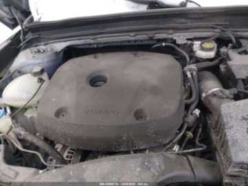 Volvo XC40 2021 Volvo XC 40 T5 R-Design 2021 2.0 Benzyna 248KM, zdjęcie 8