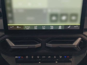 Dacia Bigster 1.2 mild hybrid 140 140KM 2025 Od ręki - Expression LPG 1.2 TCe mHEV 140KM / Pakiet Zimowy, zdjęcie 9