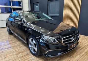 Mercedes Klasa E W213 Limuzyna 2.0 300d 245KM 2018 Mercedes-Benz Klasa E E 300D 245KM NAVI 75.000km virtual AUTOMAT LED perf, zdjęcie 3