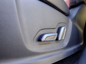 MG HS 2023 MG HS Skory Panorama Bogata wersja 1.5 Benzyna 162KM, zdjęcie 11