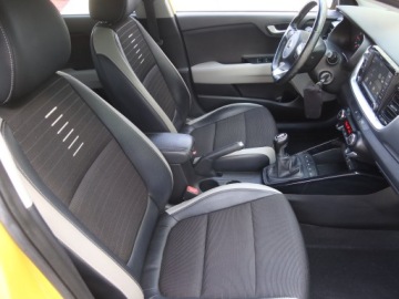 Kia Stonic I Crossover 1.0 T-GDI 120KM 2019 Kia Stonic 1.0 T-GDI, Salon Polska, Serwis ASO, zdjęcie 8