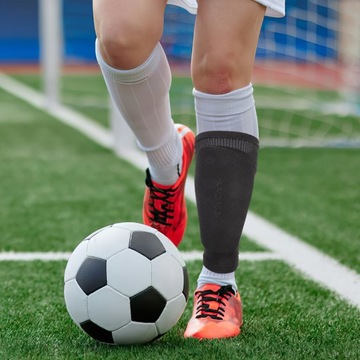 1 КОМПЛЕКТ ФУТБОЛЬНЫХ ЗАЩИТЫ ДЛЯ ИКОРЕЦ ФУТБОЛЬНЫЕ ЗАЩИТЫ ДЛЯ НОГ НОСКИ