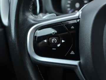 Volvo XC60 II 2019 Volvo XC60 B4 AWD, 194 KM, 4X4, Automat, Skóra, zdjęcie 17