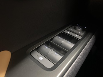 Lexus UX Crossover Facelifting 2.0 300h 199KM 2024 Lexus UX 300h Business Lexus UX 300h Business+Tech, zdjęcie 20