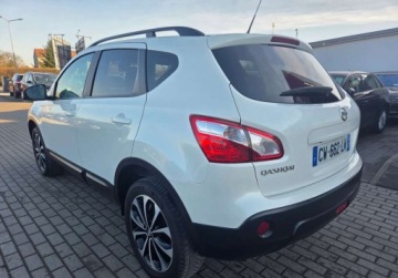 Nissan Qashqai I Crossover Facelifting  1.6 dCi 130KM 2013 Nissan Qashqai 1.6dCi 130KM 6bieg Kamera 360 Navi Temp Panorama Oplaty Gwa, zdjęcie 3
