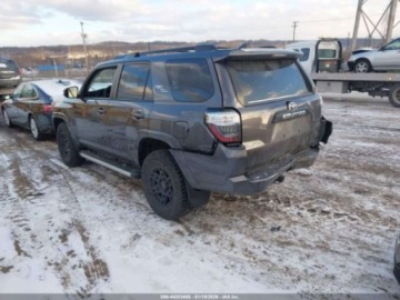 Toyota 2021 Toyota 4-Runner Trd Off Road Premium 2021 4.0 Benzyna 270KM, zdjęcie 3