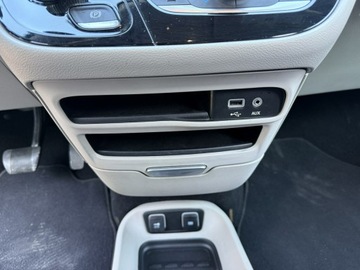 Chrysler Pacifica II 3.6 V6 291KM 2017 Chrysler Pacifica INSTALACJA GAZOWA, zdjęcie 30