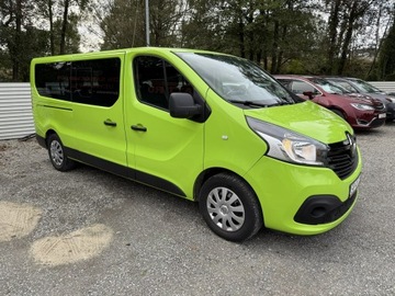 Renault Trafic III Furgon 1.6 Energy dCi 145KM 2017 Renault Trafic Long. 9-os. Serwisowany ., zdjęcie 2