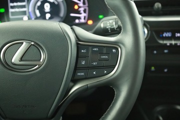 Lexus UX Crossover 250h 184KM 2020 Lexus UX 250h E-Four, Salon Polska, 1. Właściciel, zdjęcie 17