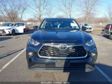 Toyota Highlander III 2023 Toyota Highlander Toyota Highlander 2.4 Benzyna 265KM, zdjęcie 1
