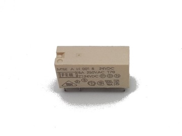 M15E A H 001 8 24VDC Przekaźnik 24V, styk przeł.