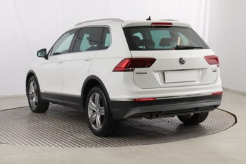 Volkswagen Tiguan I SUV Facelifting 2.0 TDI BlueMotion Technology 150KM 2016 VW Tiguan 2.0 TDI, 4X4, DSG, Skóra, Navi, Klima, zdjęcie 3
