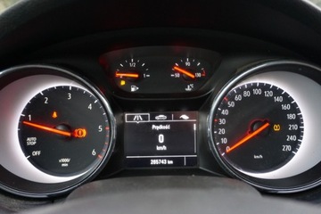 Opel Astra K Sports Tourer 1.6 CDTI 136KM 2018 Opel Astra Bezwypadek 1.6 Diesel 136KM, zdjęcie 13