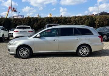 Toyota Avensis II Kombi 2.0 D-4D 126KM 2006 Toyota Avensis GWARANCJA 2.0 Diesel 126KM, zdjęcie 1