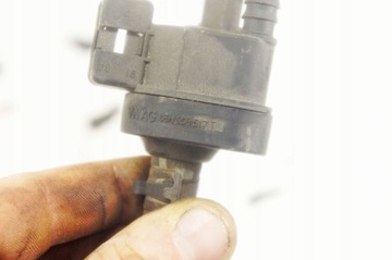 UL248 VW Passat B8 1.8TSI Zawór Czujnik Paliwa 06H906517T