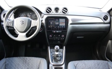 Suzuki 2025 Suzuki Vitara DEMO Elegance 1,4 Mild Hybrid 4WD 6MT Superior White 2025, zdjęcie 17