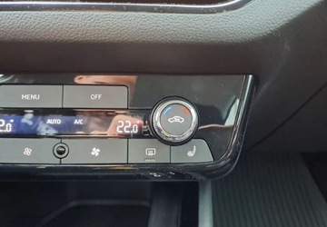 Skoda Scala Hatchback Facelifting 1.5 TSI 150KM 2025 Skoda Scala 1.5 TSI 150KM EDITION 130, grzana szyba i kierownica, od reki, zdjęcie 9