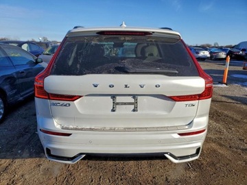 Volvo XC60 II Crossover Facelifting 2.0 B5 250KM 2025 Volvo XC 60 2025 VOLVO XC60 PLUS 2.0 Hybryda 250KM, zdjęcie 5