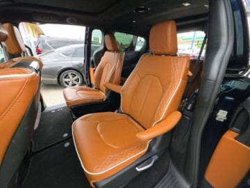 Chrysler Pacifica II 2024 Chrysler Pacifica Pinnacle 2024 3.6 Benzyna 287KM, zdjęcie 11