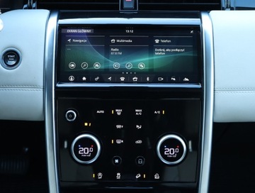 Land Rover Discovery Sport SUV 2.0 TD4 150KM 2019 Land Rover Discovery Sport eD4, Salon Polska, zdjęcie 11