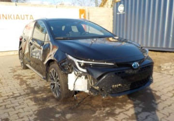 Toyota Corolla XII TS Kombi Facelifting 1.8 Hybrid 140KM 2024 Toyota Corolla Okazja 1.8 Hybryda 140KM