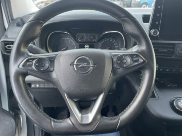 Opel Combo E Kombivan 1.5 Diesel 131KM 2020 Opel Combo Life Niepełnosprawnych inwalida PFRON, zdjęcie 15