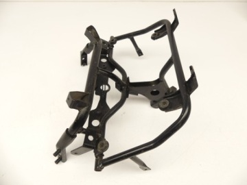 КРЕПЛЕНИЕ КОЗЫРЬКА SUZUKI GSF 600 BANDIT N S 00-04