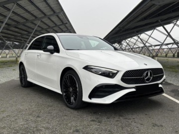 Mercedes Klasa A W177/V177 Hatchback Facelifting 1.3 200 163KM 2025 MERCEDES-BENZ A Klasa 200 AMG Line 1.3 (163KM) 2025, zdjęcie 2