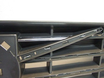 LIŠTA CHRÓM LEVÝ HORNÍ MASKA VOLVO CX60 FACELIFT