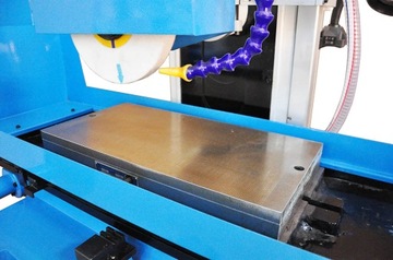 ОТ РУК: ПЛОСКОСТИ ШЛИФНИРОВКА 520х250 МАГНИТ.