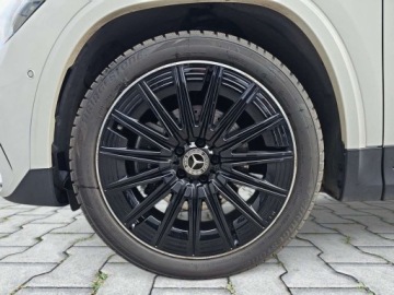 Mercedes GLA II Off-roader Facelifting 1.3 200 163KM 2024 Mercedes-Benz GLA GLA 200 AMG Line Night Package Panorama Burmester 2, zdjęcie 8