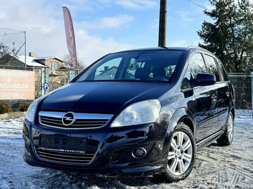 Opel Zafira B 1.8 ECOTEC 140KM 2010 Opel Zafira Cosmo Skóry Navi Grz. Fotele
