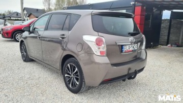 Toyota Verso Minivan Facelifting 1.8 Valvematic 147KM 2016 Toyota Verso 1.8Benz 7 osob Lift climatronic asystent 100 bezwypadek 1rej, zdjęcie 8