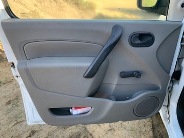 ОБИВКА ДВЕРИ ПРАВАЯ RENAULT KANGOO III II 08-