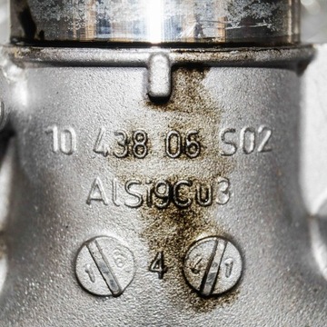 JAGUAR F-PACE 2017 JINÉ DÍLY KOMORA MOTORU