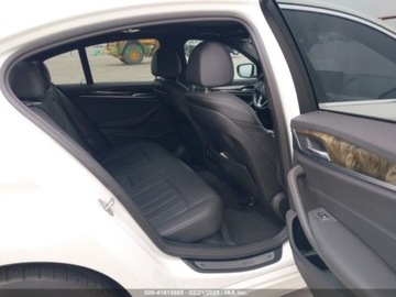 BMW Seria 5 G30-G31 2021 BMW Seria 5 530E 2021 2.0l 2.0 Hybryda 181KM, zdjęcie 12