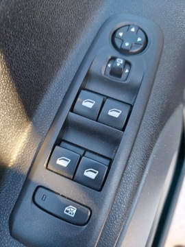 Citroen Berlingo III Osobowy M 1.5 BlueHDi 102KM 2020 Citroen Berlingo przewóz osoby na wózku rampa pfron, zdjęcie 8