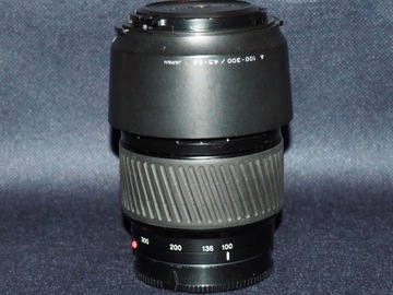 Minolta AF APO TELE ZOOM 100-300mm f4.5-5.6