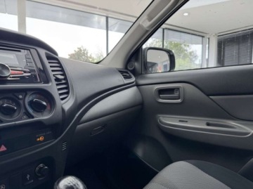 Mitsubishi L200 V Club Cab 2.4 154KM 2019 Mitsubishi L200 DC Invite EU6 Pickup Wyciagarka Hak Salon Polska FV23, zdjęcie 25