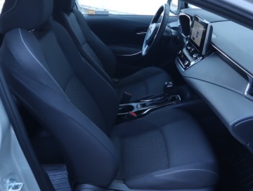 Toyota Corolla XII 2022 Toyota Corolla 2.0 Hybrid, Salon Polska, zdjęcie 8