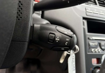 Peugeot 5008 I Minivan Facelifting 1.6 BlueHDi 120KM 2016 Peugeot 5008 LIFT 1.6 120KM LED 7os gwarancja MANUAL navi bezwypadkowy, zdjęcie 21