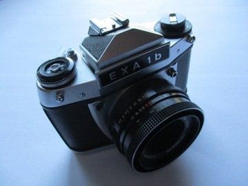 EXA 1b + Tessar 50 мм 1:2,8 Carl Zeiss Jena Pack.